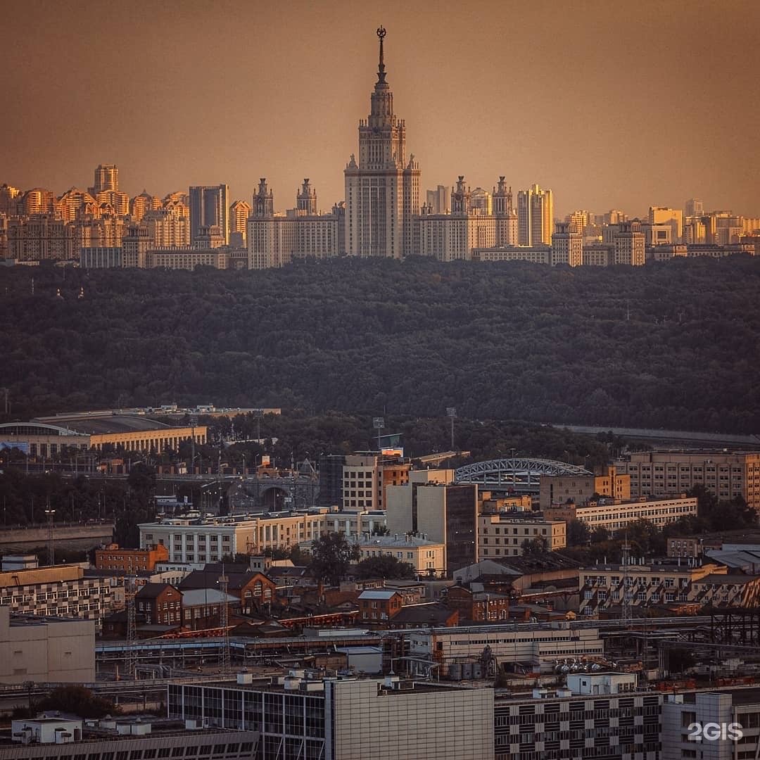 горы в москве для