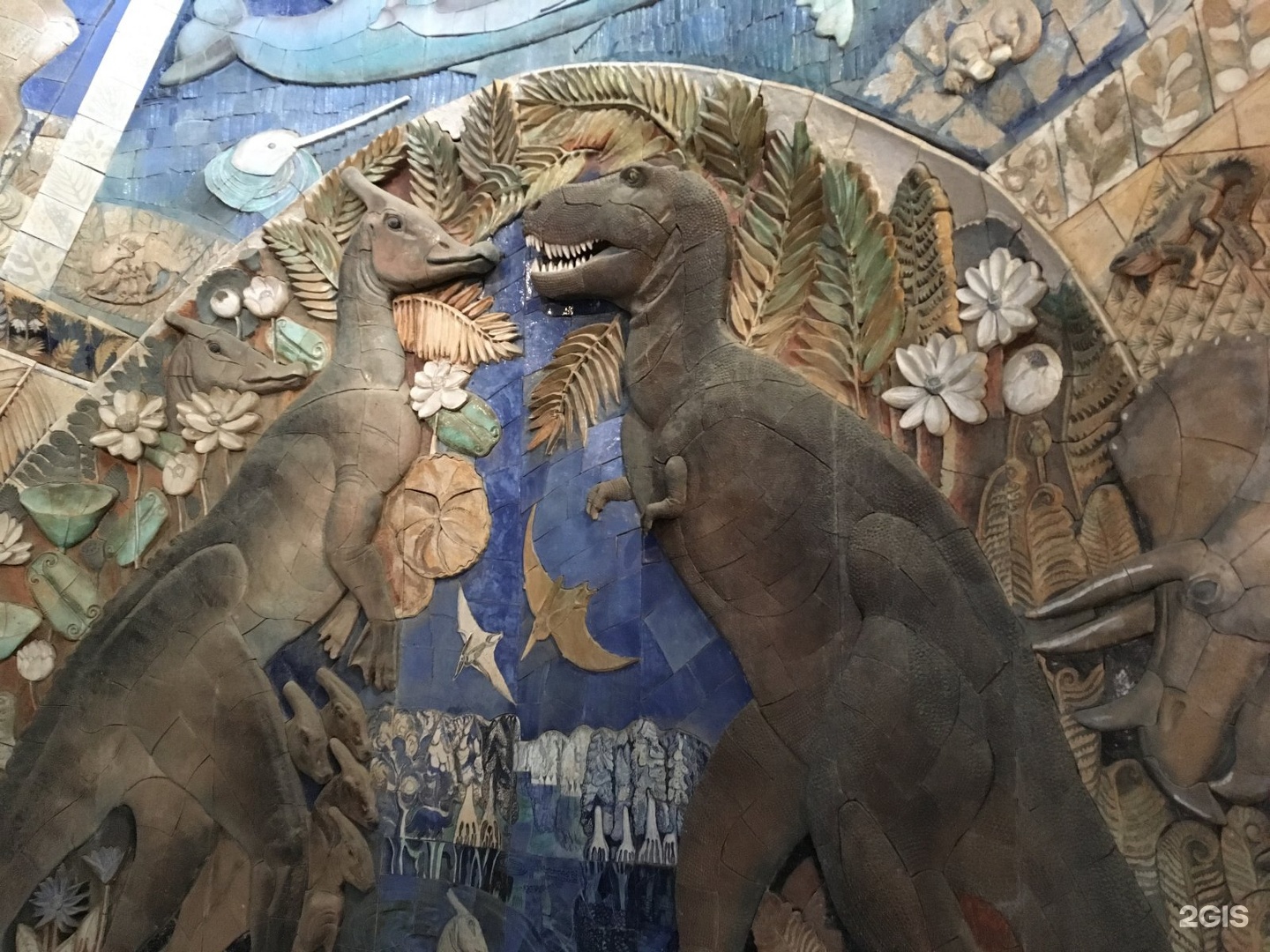 музей палеонтологии в москве