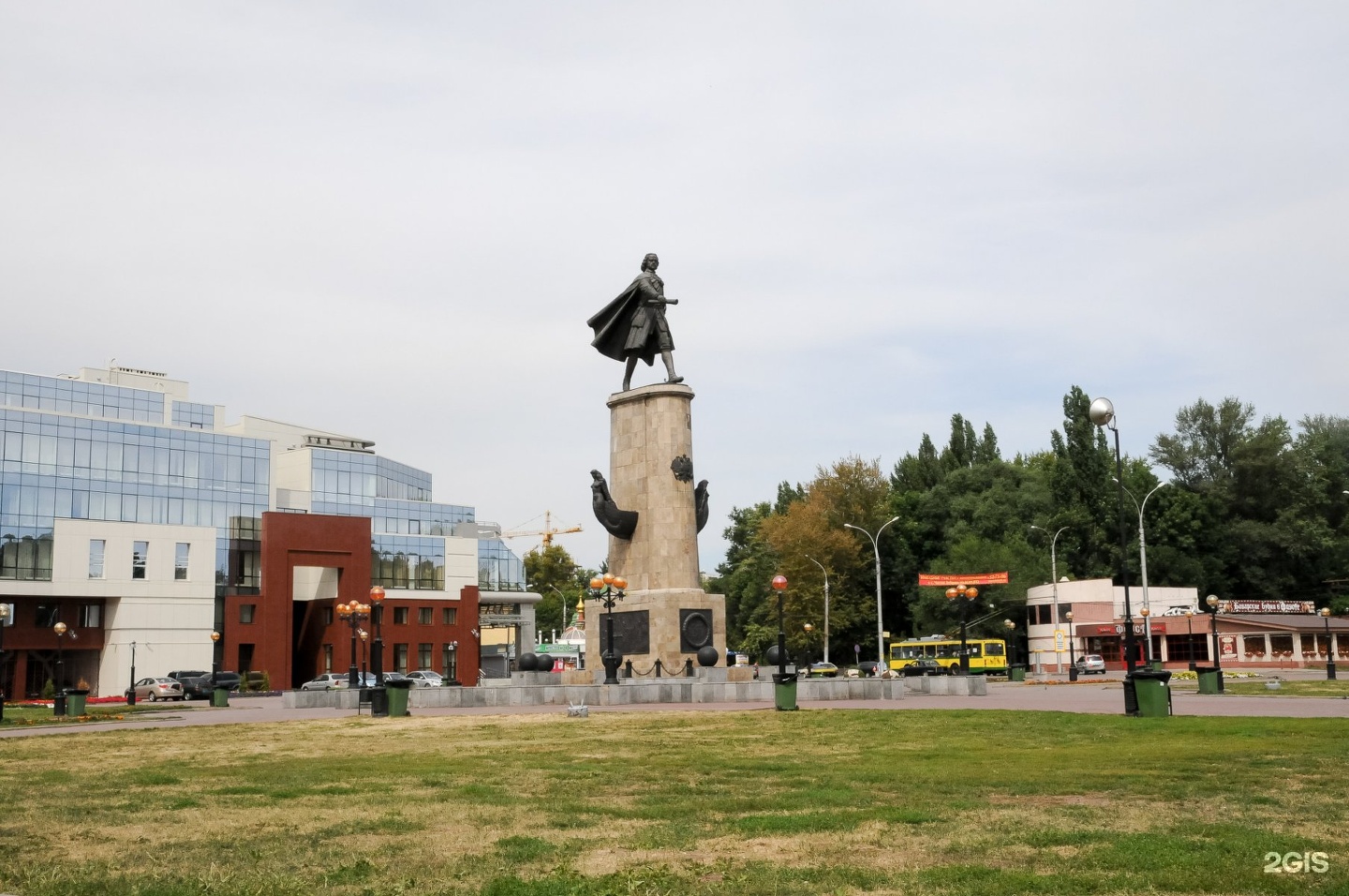 Памятник Петру 1 в городе Липецке