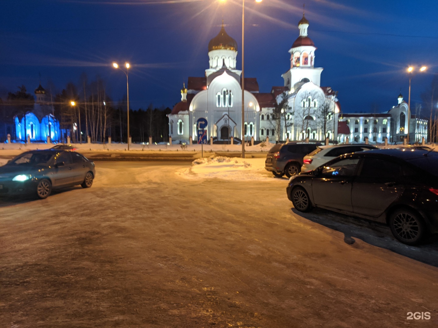 Храм на Университетской в Сургуте