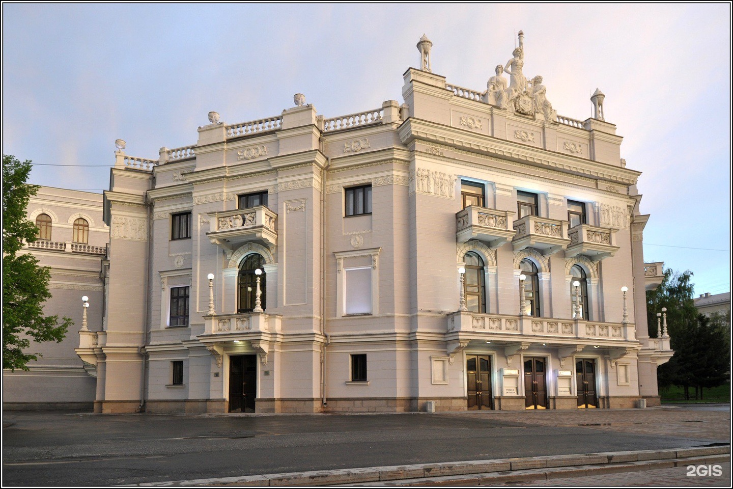 Государственный театр оперы и балета Екатеринбург