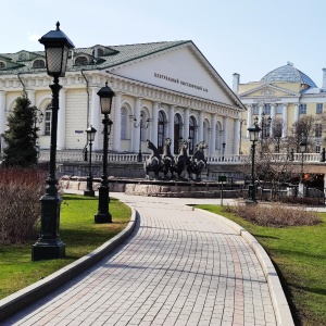 Фото от владельца Манеж, центральный выставочный зал