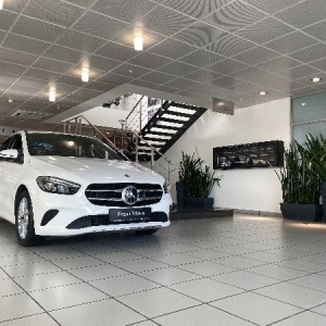 Фото от владельца Mercedes-Benz, автоцентр