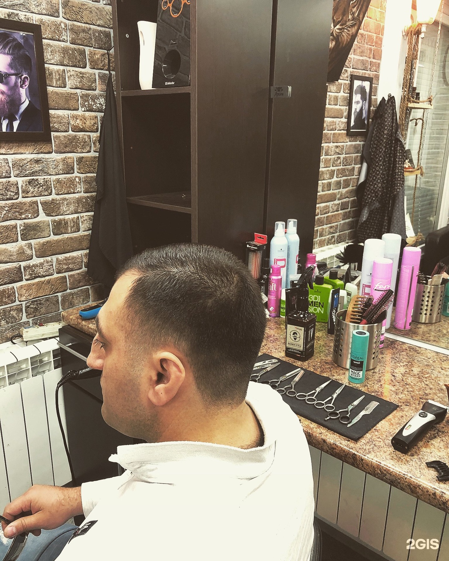 Барбершоп брутал. Барбершоп брутал Одинцово. Брутал Barbershop в Одинцово АРС. Володарского 75 brutal Barbershop. Брутальный барбершоп продукция.