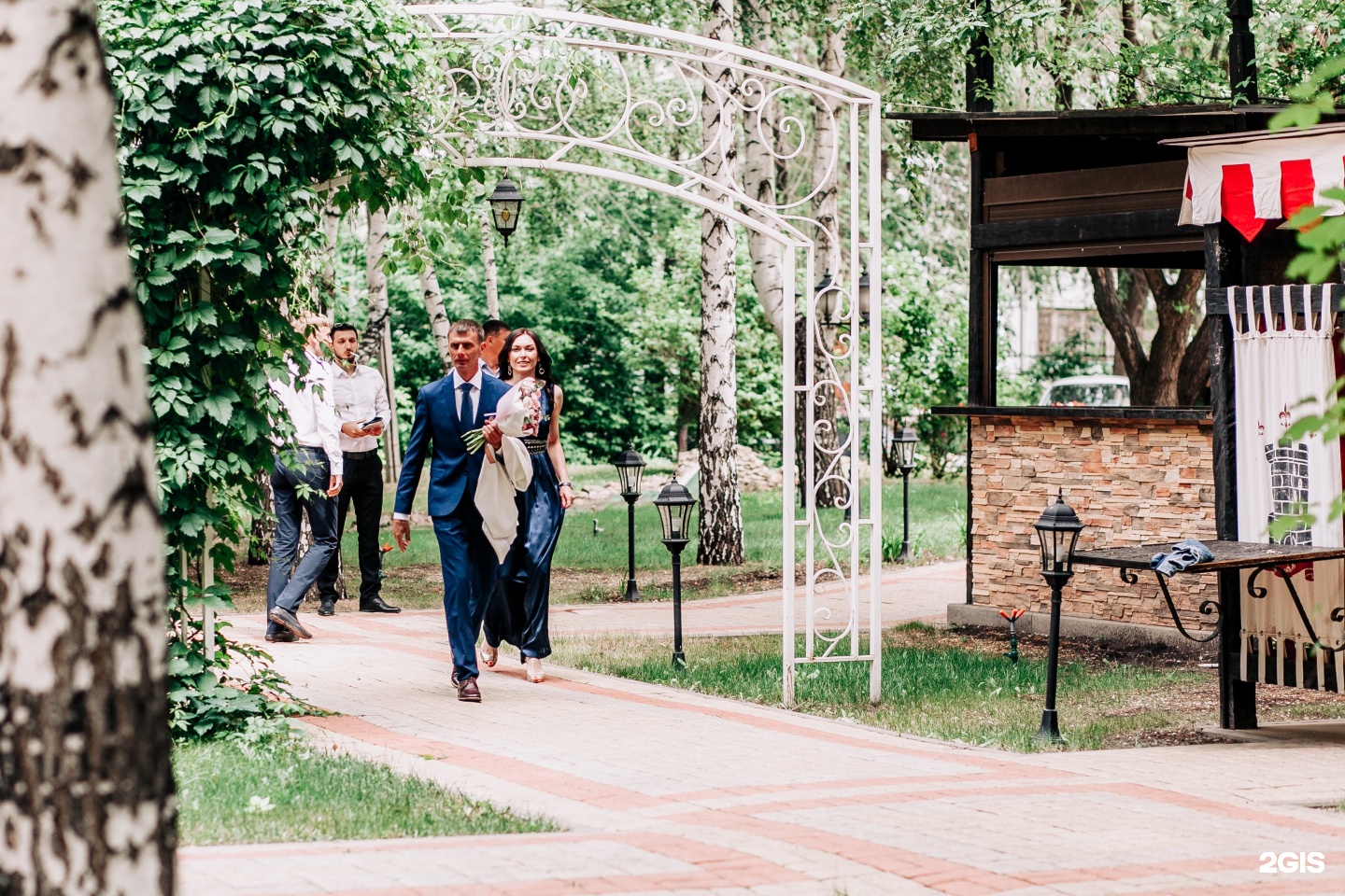 Вилла де Идальго Оренбург. Villa de Idalgo ресторан Оренбург. Дон Кихот Оренбург свадьба. Гэтсби Оренбург Волгоградская.