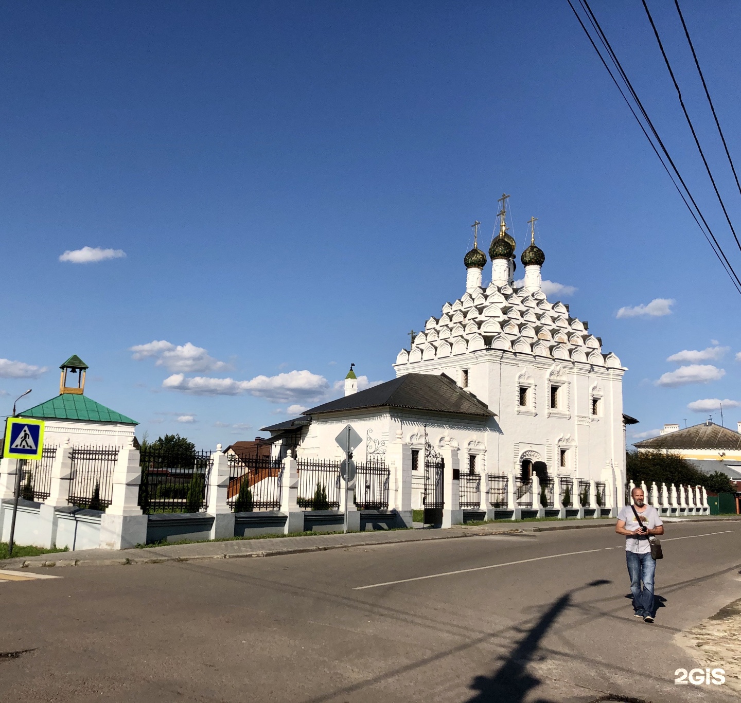 Храм николы на ржавце. Храм Николы на Посаде Коломна. Коломна храм Николы на Посаде издалека. Храм Николы на Посаде (Коломна) колокольня. Храм Николы на Песках в Орле.