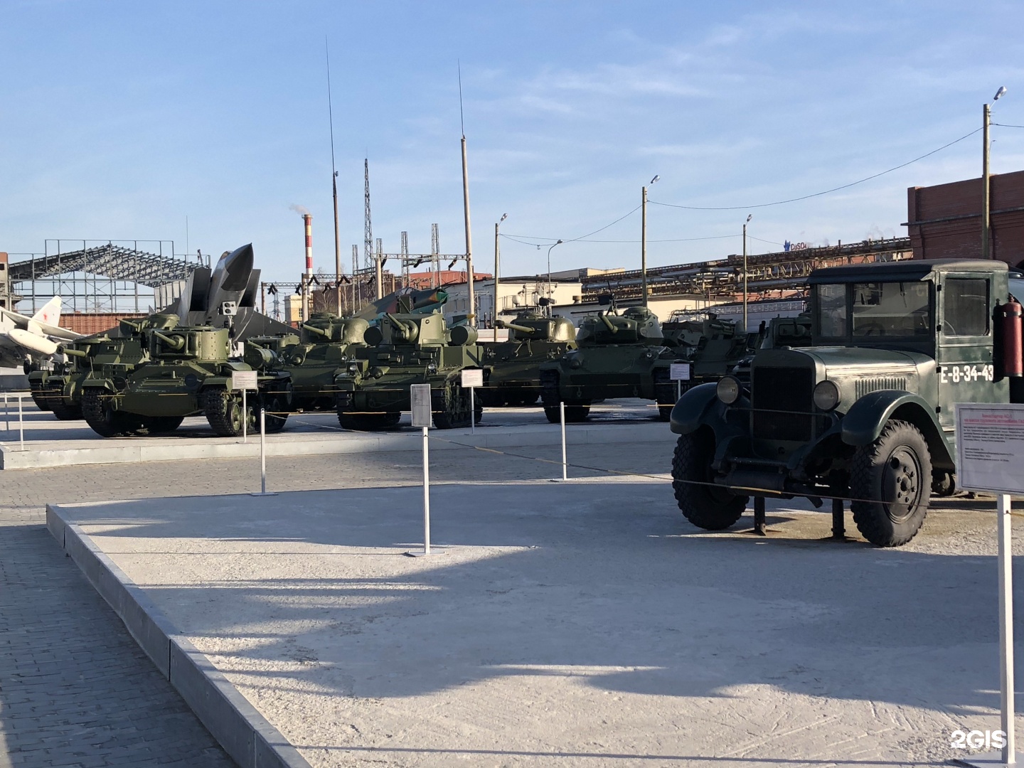 Угмк военной техники верхняя пышма. Музей военной техники в верхней Пышме фото. Музей военной техники в верхней Пышме парковка. Парк УГМК В верхней Пышме Военная техника. Парк военной техники, Козицына,г/верхняя Пышма.