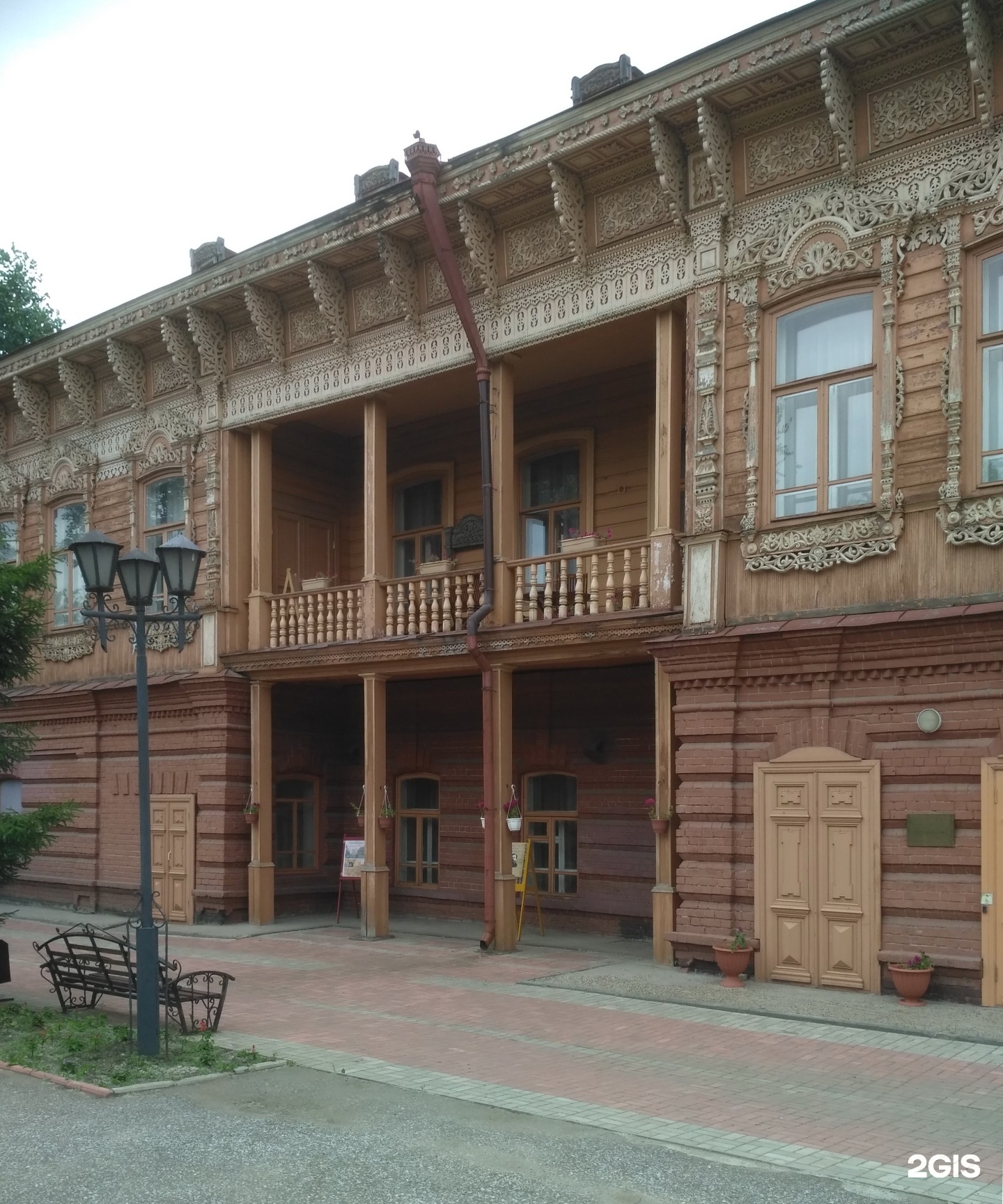 Дом музей шишкова томск. Дом искусств томск шишкова 10. Дом музей шишкова томск. Шишкова 10 томск. Дом искусств томск шишкова 14.