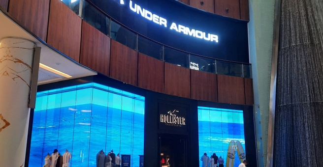 HOLLISTER California clothing store Dubai Mall 3 Mohammed Bin