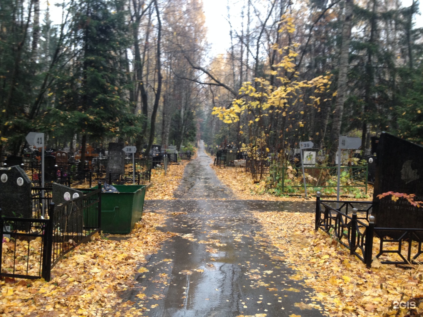 Химкинское кладбище москва. Химки Новосходненское кладбище. Новолужинское кладбище Химки. Машкинское кладбище Химки.