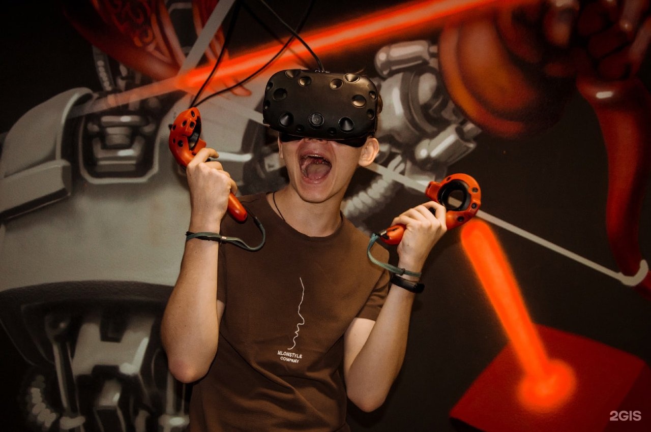 Vr клуб екатеринбург. Полное погружение озвучивали. VR клуб в Малоярославце. VR клуб Тюмень. VR клуб Пятигорск.