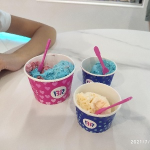 Фото от владельца Baskin Robbins, сеть кафе-мороженое