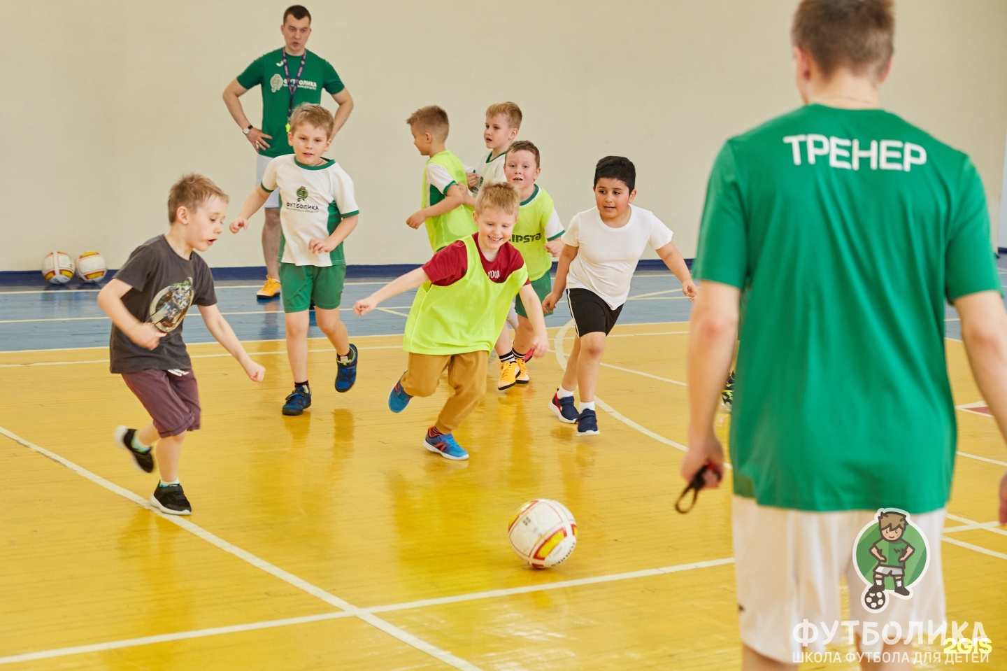 Футболика, детская школа футбола в городе Санкт-Петербург логотип. Футбольная школа Лион. Футбольная школа спб