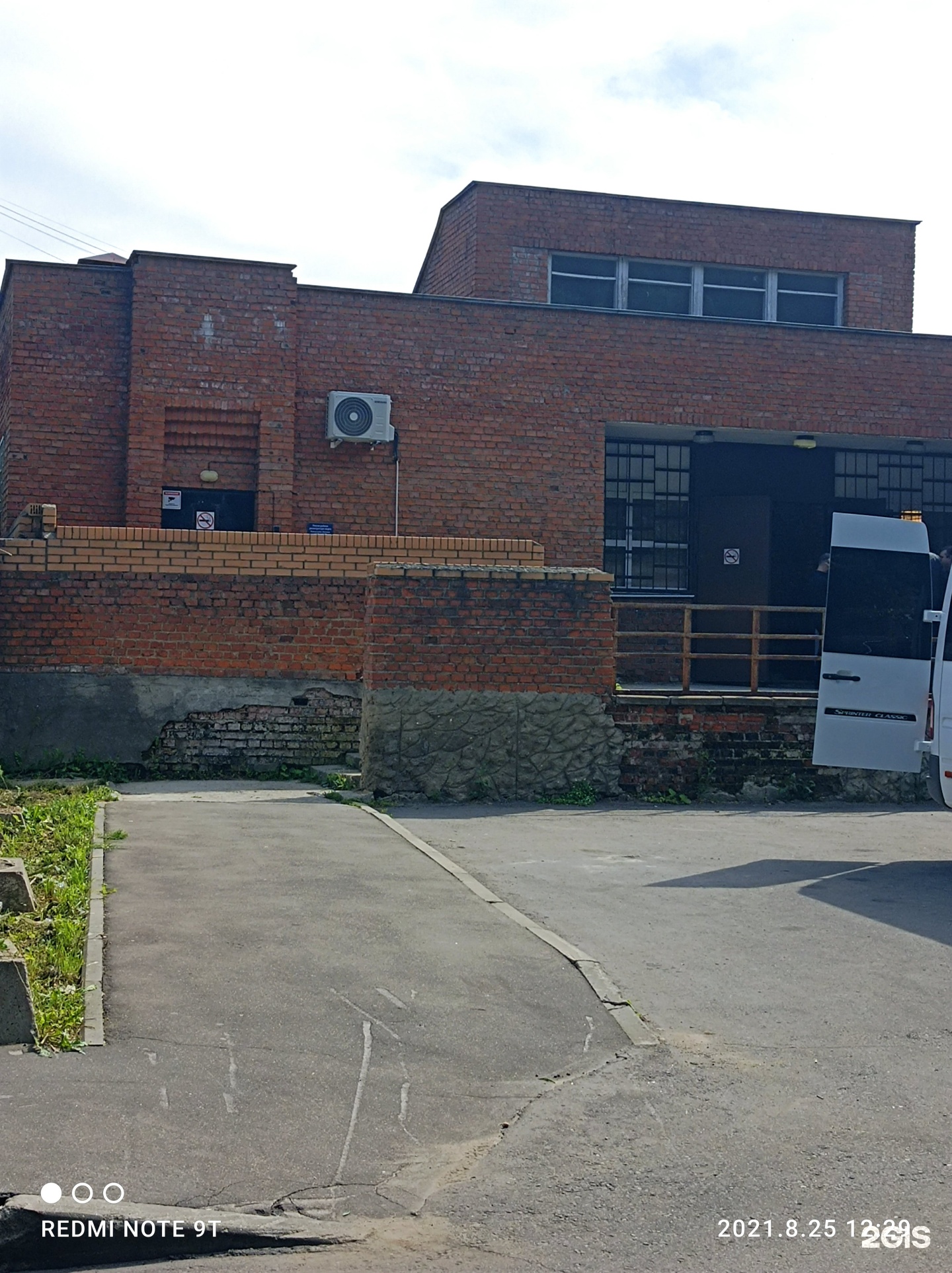 организация похорон. броникс сервис ритуальные услуги. броникс сервис ритуальные услуги. хованское кладбище крематорий. вызов ритуального агента.