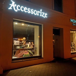 Фото от владельца Accessorize, сеть магазинов бижутерии, сумок и кожгалантереи