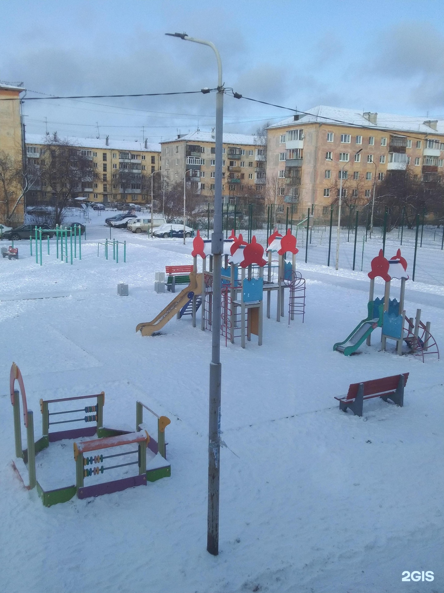 Машиностроителей 6