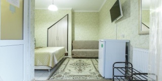 Адлер: Коттедж Willa Roze