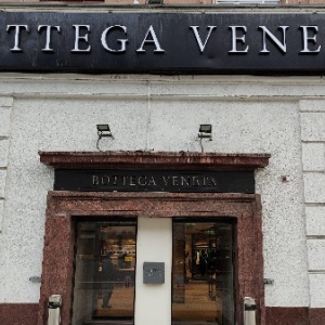 Фото от владельца Bottega Veneta, сеть бутиков одежды и аксессуаров