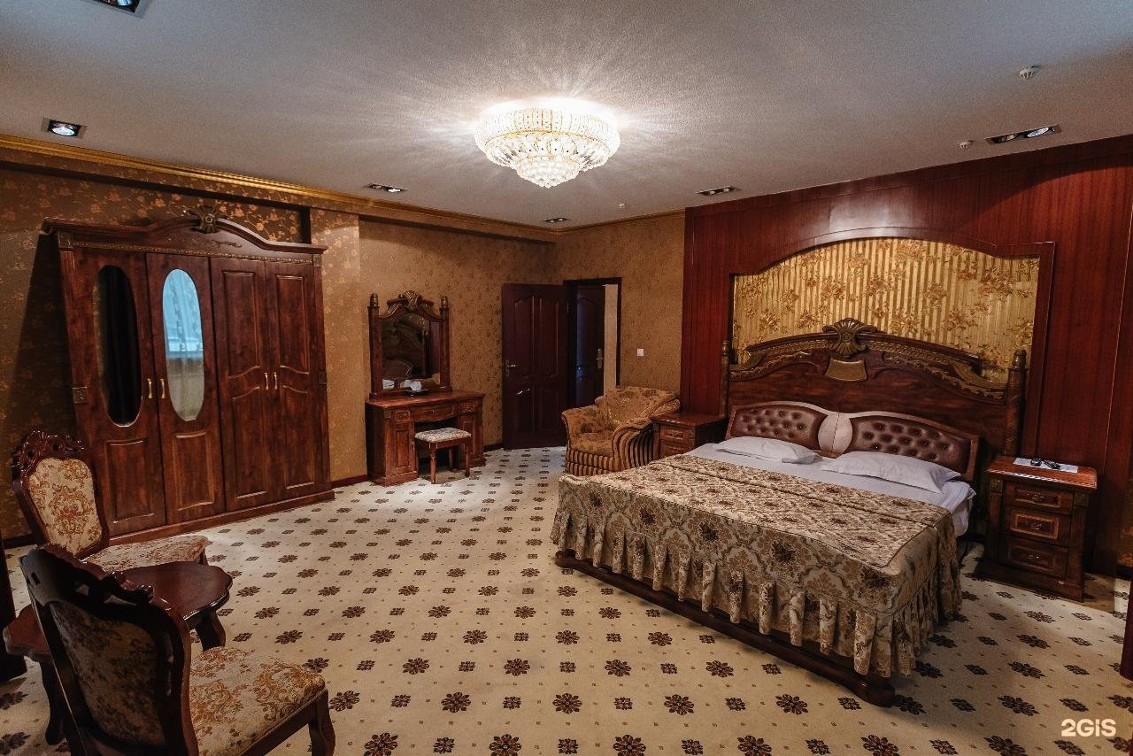 Алтын Адам