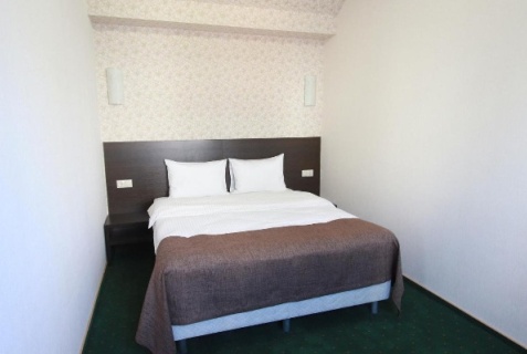 Сириус: Отель V&V