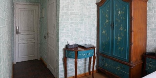 Москва: Отель Времена года