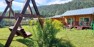 Чемал: Турбаза Госпожа Удача