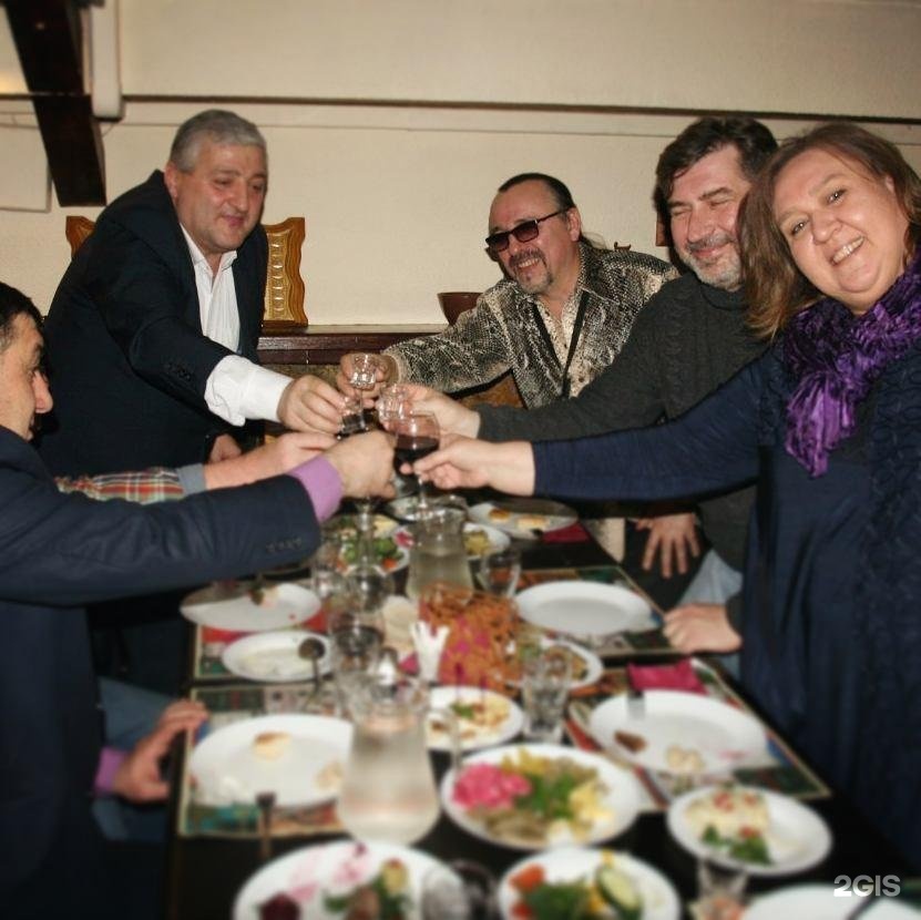 Вахтангури самара. Ресторан Вахтангури Самара. Вино Вахтангури.