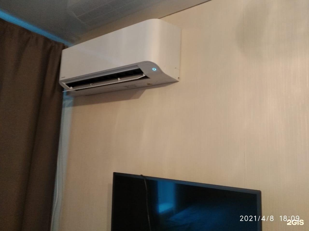 Кондиционер установленный. Fujitsu airflow в интерьере. Кондиционеры магнитогорск. Кондиционеры hisense premium. Кондиционеры екатеринбург.