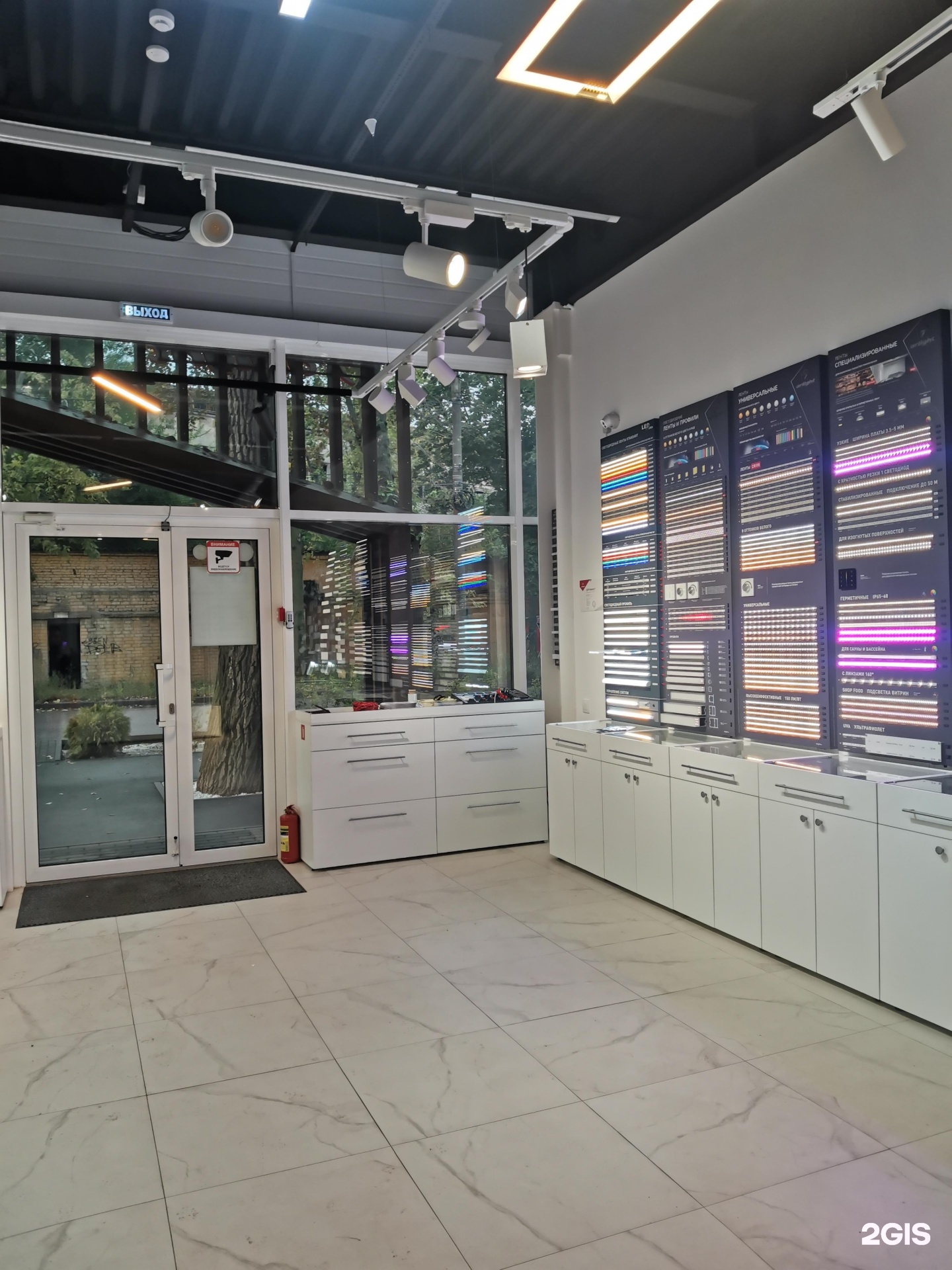 магазин светодиодов. лед врн. световые вывески на окно магазина. лед врн. подсветка строящегося здания.