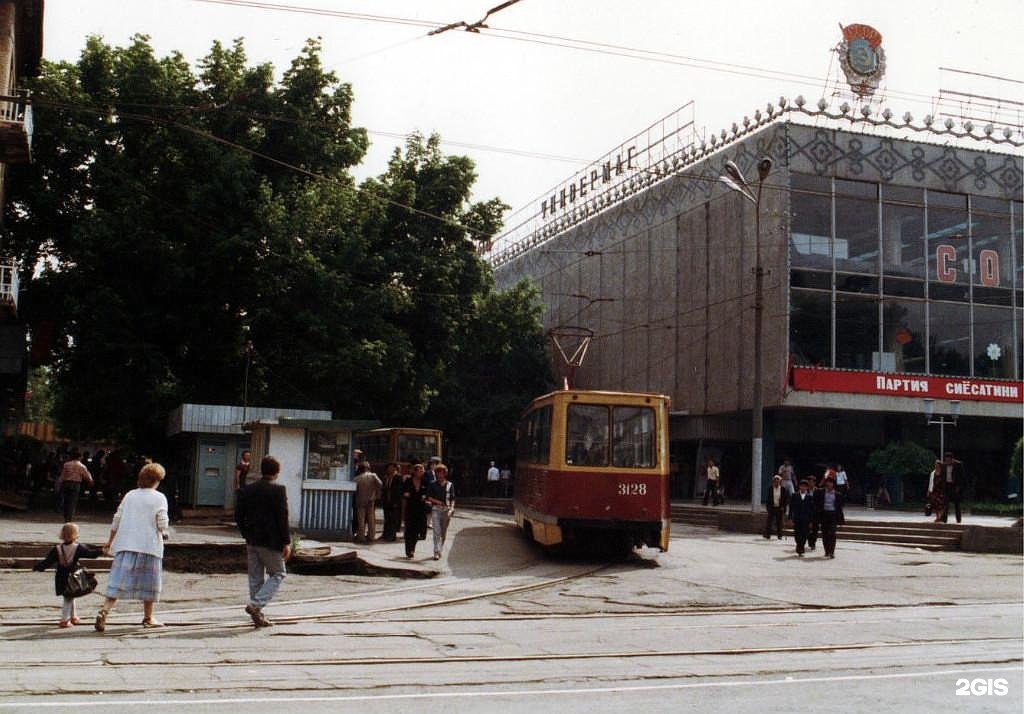 Ташкент в ссср. Ташкент СССР 80-Е. Ташкент 70 е. Старый ЦУМ Ташкент. Ташкент 1970.