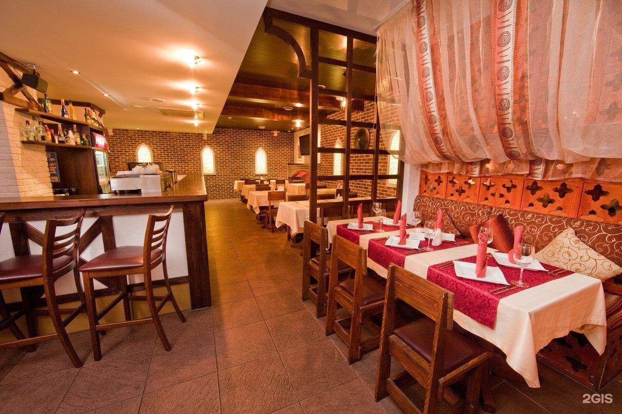 Новогодняя ночь 92. Амакс новогодняя ночь. Амакс новогодняя ночь. Амакс новогодняя ночь. Пермь новый год 2022 ресторан амакс.