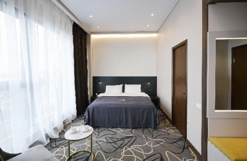 Владивосток: Отель R