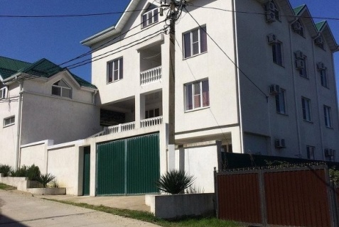 микрорайон Вардане: Коттедж Белые Росы