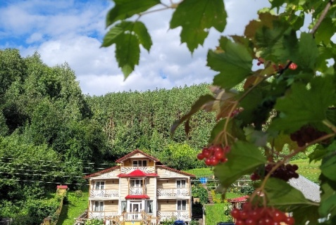 Белокуриха: Коттедж Жар-птица