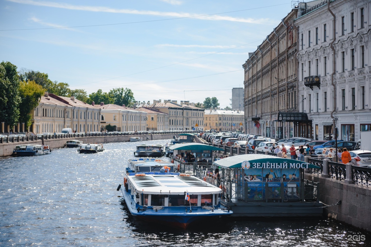 Neva travel санкт петербург. Прогулка по рекам и каналам. Причал зеленый мост. Причалы СПБ. Дворцовый мост.