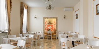 Санкт-Петербург: Отель Белое дерево