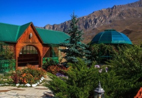 Отель Mountain Saniba eco hotel в Республике Северная Осетия — Алания