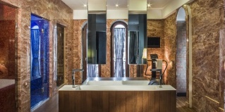 Азов: Отель Soho Grand Hotel