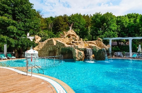 х. Джанхот: Коттедж Благодать