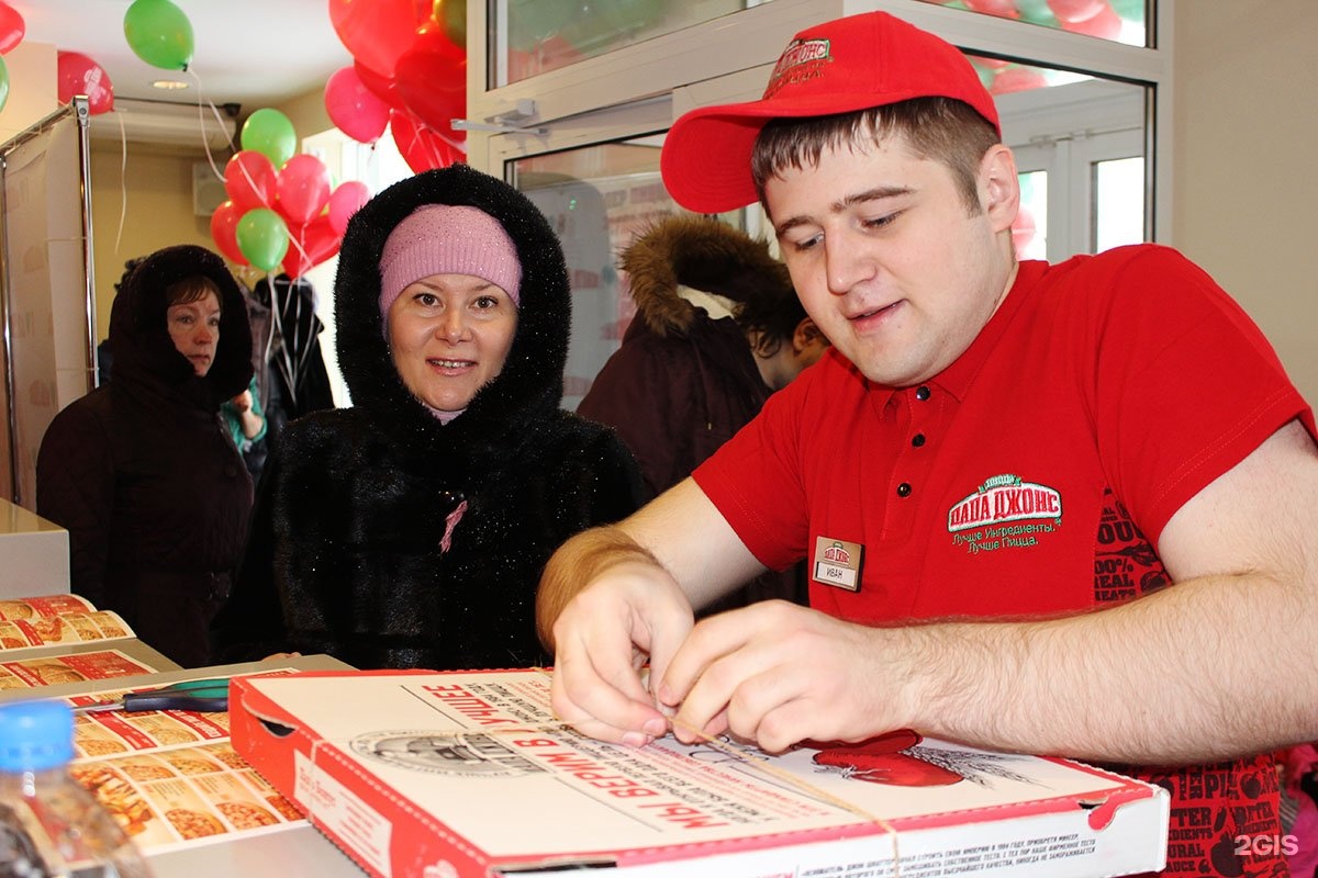 Papa john's новосибирск. Картинки папа Джонс в Новосибирске на Ковальчук. Пиццерия Новосибирск. Пиццерия Новосибирск папа Джонс Советская 37. Трамп папа Джонс.