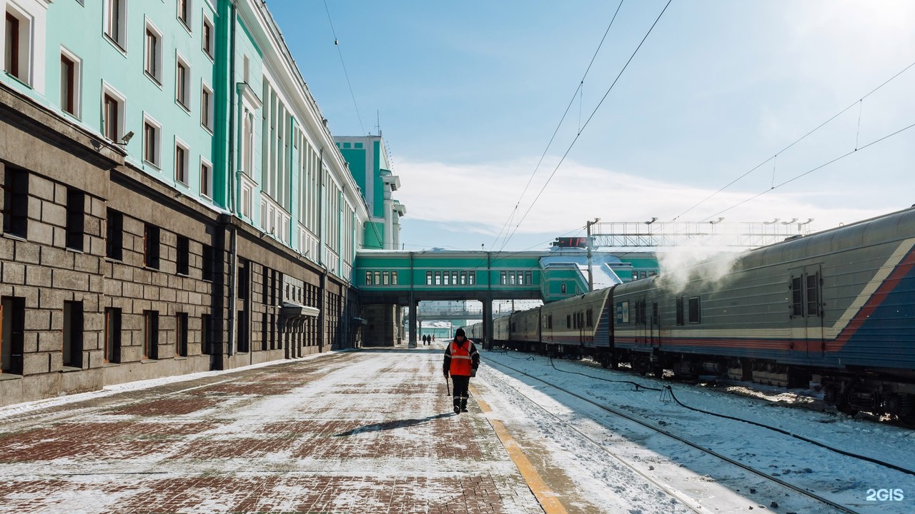 Новосибирск главный путь. Новосибирск главный. ЖД вокзал Новосибирск зима. Новосибирск главный зимой. Новосибирск главный 1988 год.