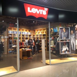 Фото от владельца Levi`s, сеть магазинов джинсовой одежды