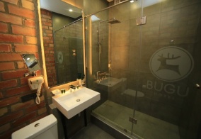 Отель Bugu hotel в Бишкеке