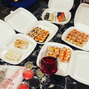Фото от владельца Фарфор, ресторан доставки суши, роллов и пиццы