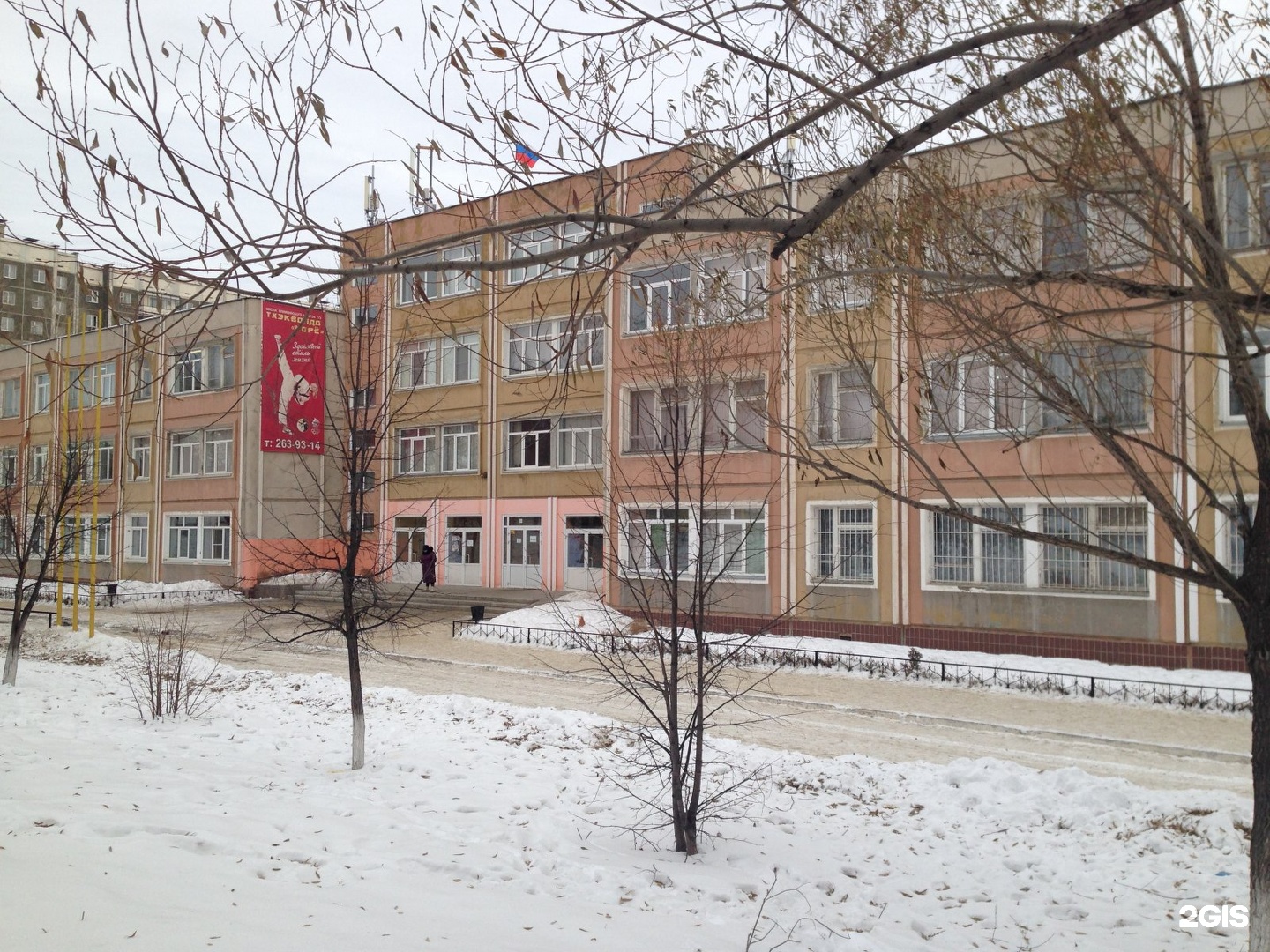 154 школа санкт. Школа 154 Челябинск. Директор школы 154 Челябинск. Школа номер 154 Челябинск. Школа 154 Челябинск внутри.