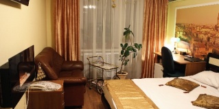 Пермь: Отель Хозяюшка