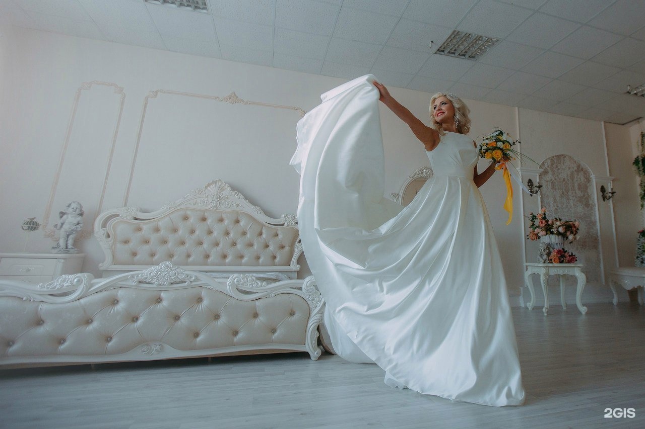 интерьер свадебного салона. богданка 34 белгород. свадебный салон лори в махачкале. свадебный салон проспект. свадебный салон диадема на ленинском проспекте.