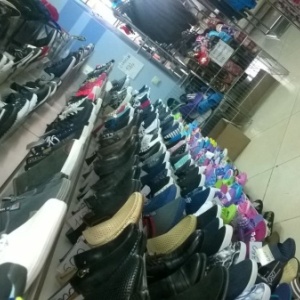 Фото от владельца Мир одежды и обуви, магазин