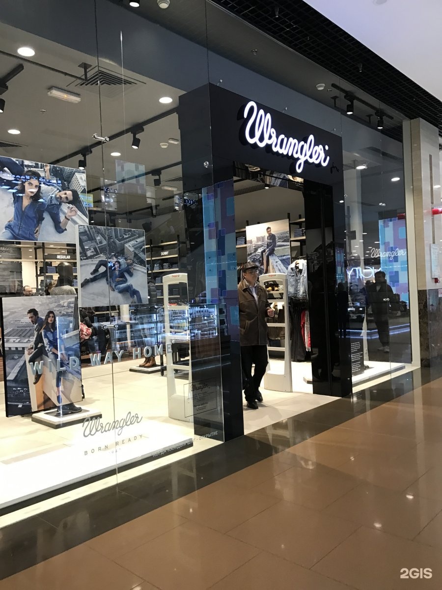 Магазин wrangler в москве. Фото магазина Wrangler. Магазин крутой одежды в Коламбус. Магазины Вранглер в Москве адреса.