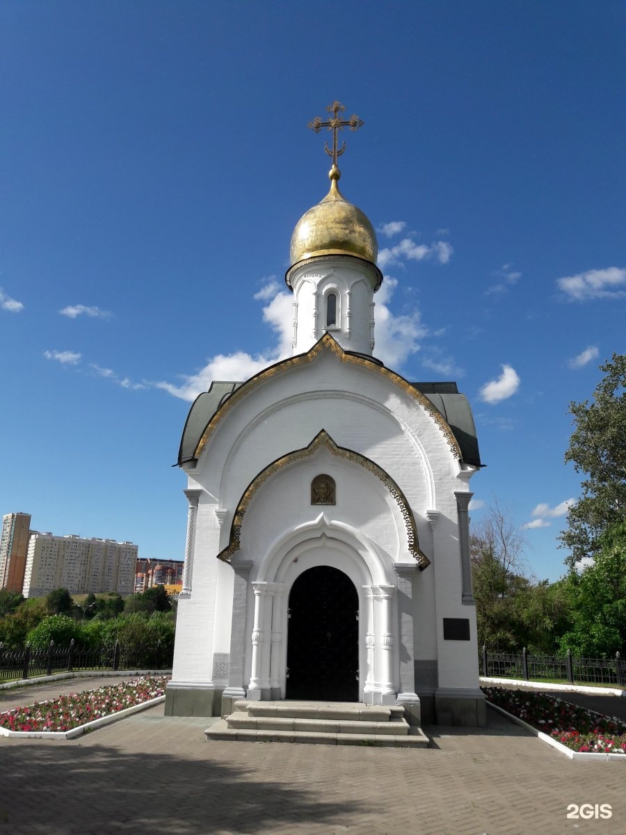 Церковь в Братцево кладбище